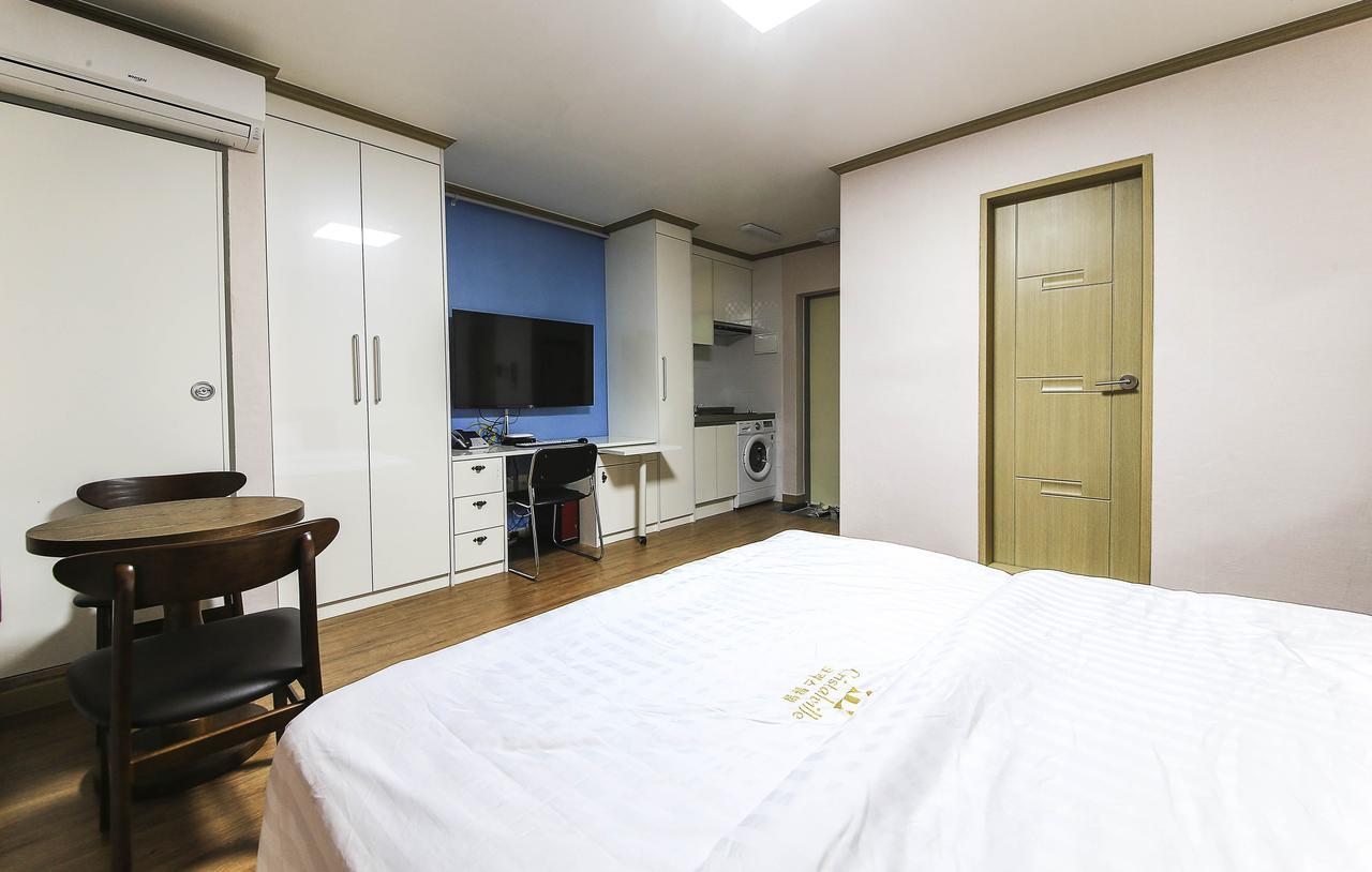 Crystal Residence Hotel Daejeon Extérieur photo